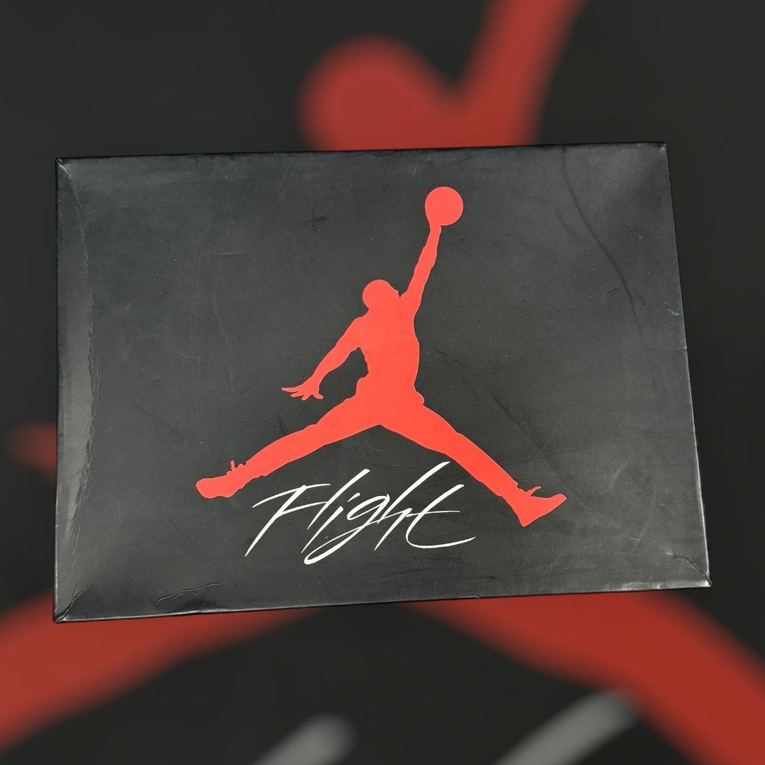 AIR JORDAN 4 RETRO
BLACK/SAFETY ORANGE-GAME ROYAL