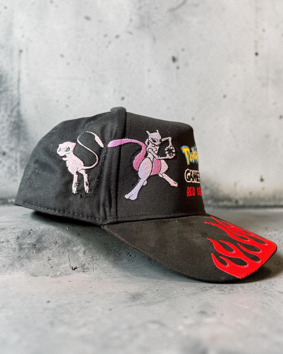 Black red Flame Mew’s vs Dragons hat