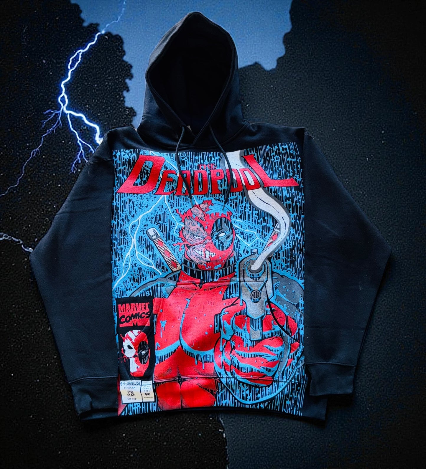 Black  HOODIE - Deadpool takes over front & Skull back hit