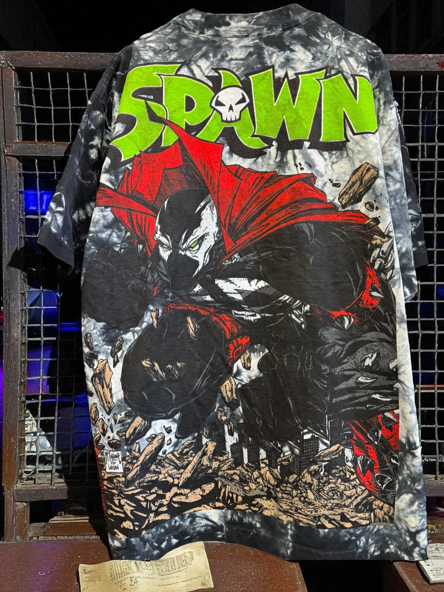 Black and white tie dye - Big face & Spawn Rocks! Back
