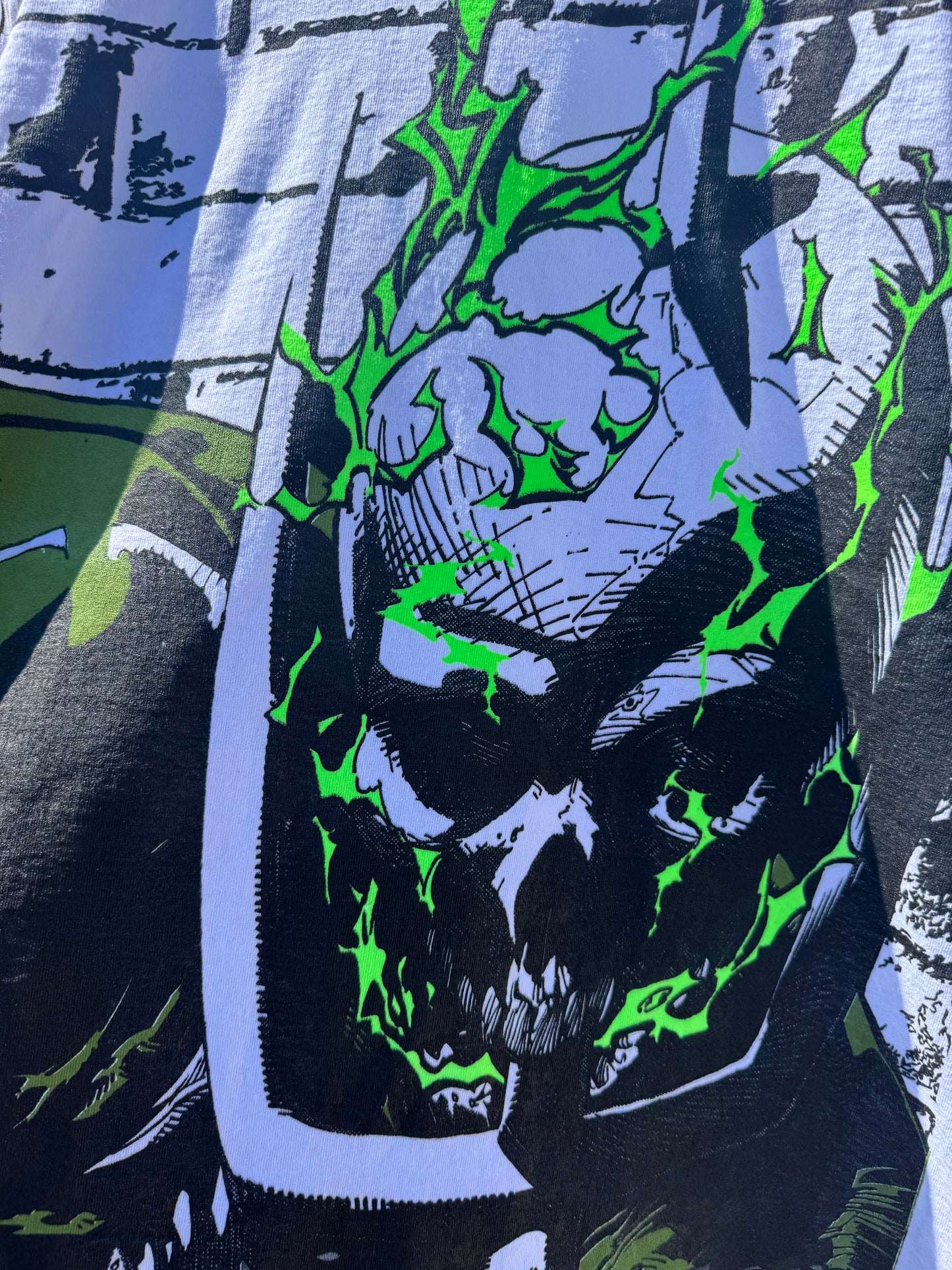 White - Olive Venom - Glow and the dark ink and metallic ink!