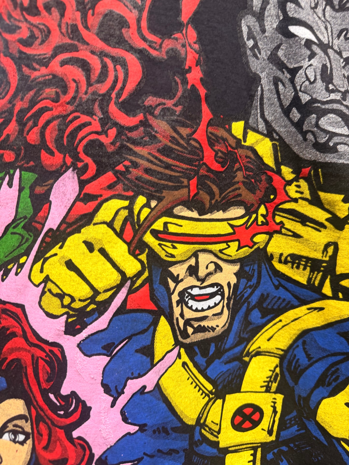 Black - X-Men Team Front & Beast & Gambit back