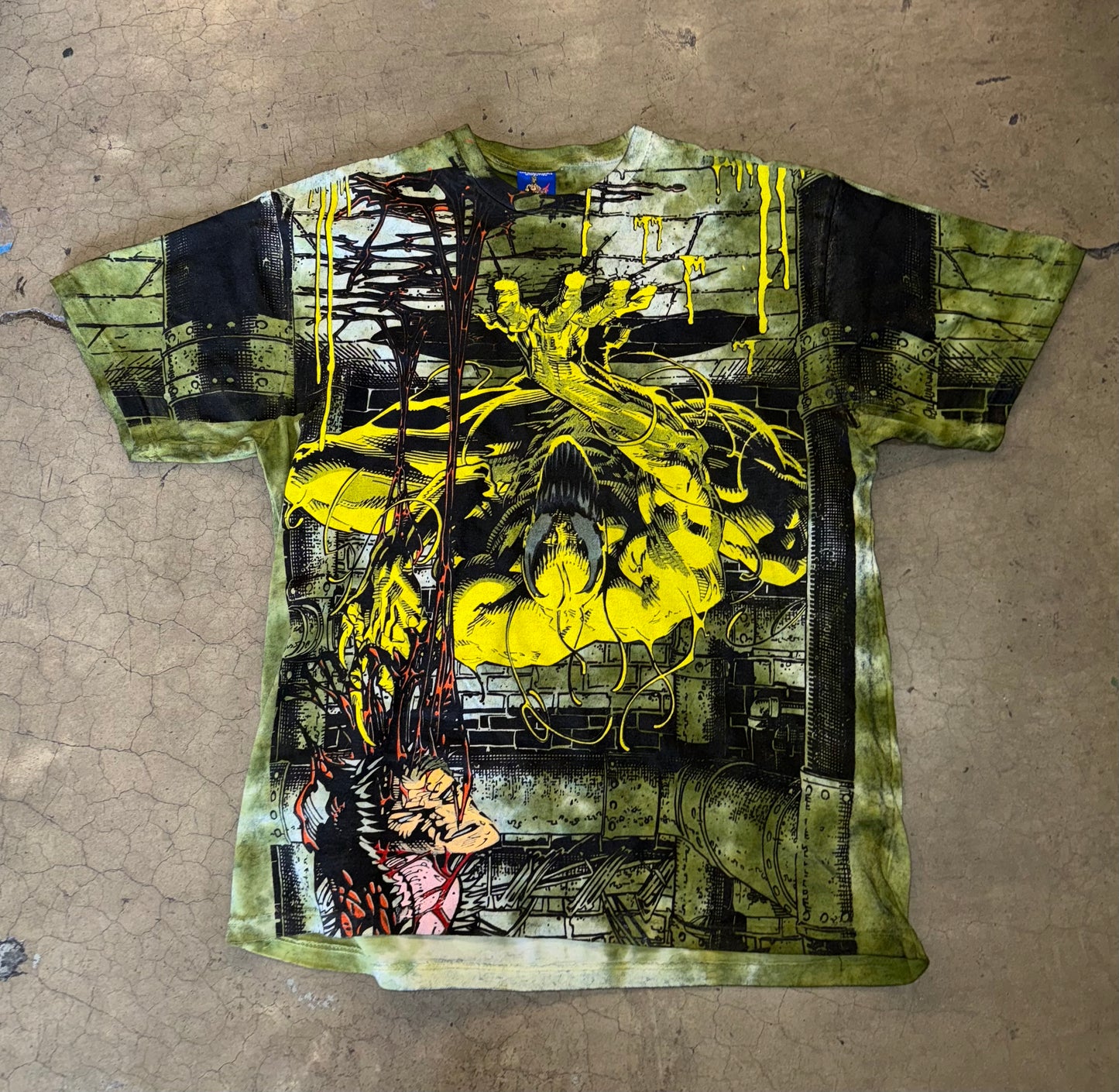 Green Tie dye - scream Mega print front & olive Venom back