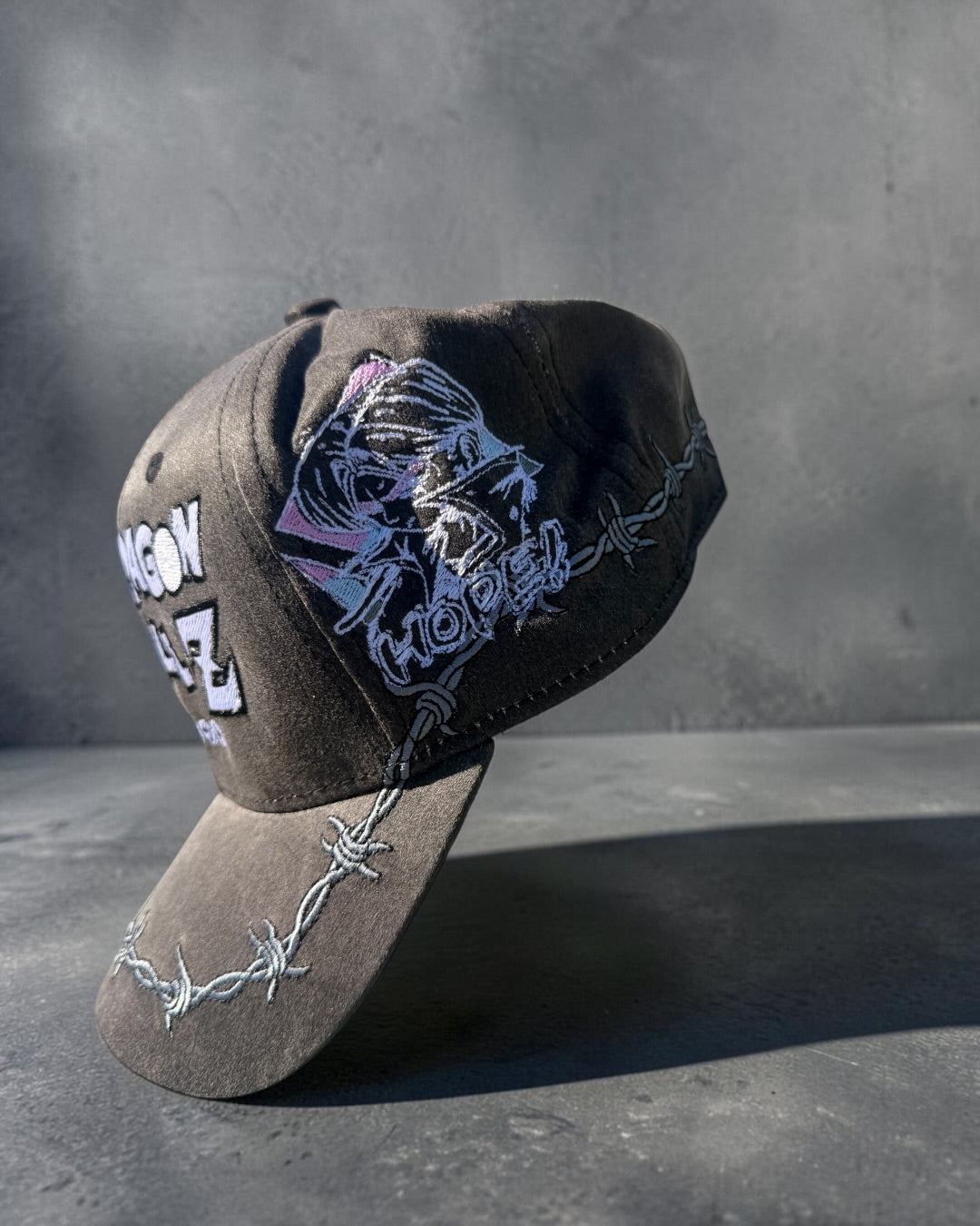 Vintage grey Barb wire   - Glow in the dark DBZ - Trunks