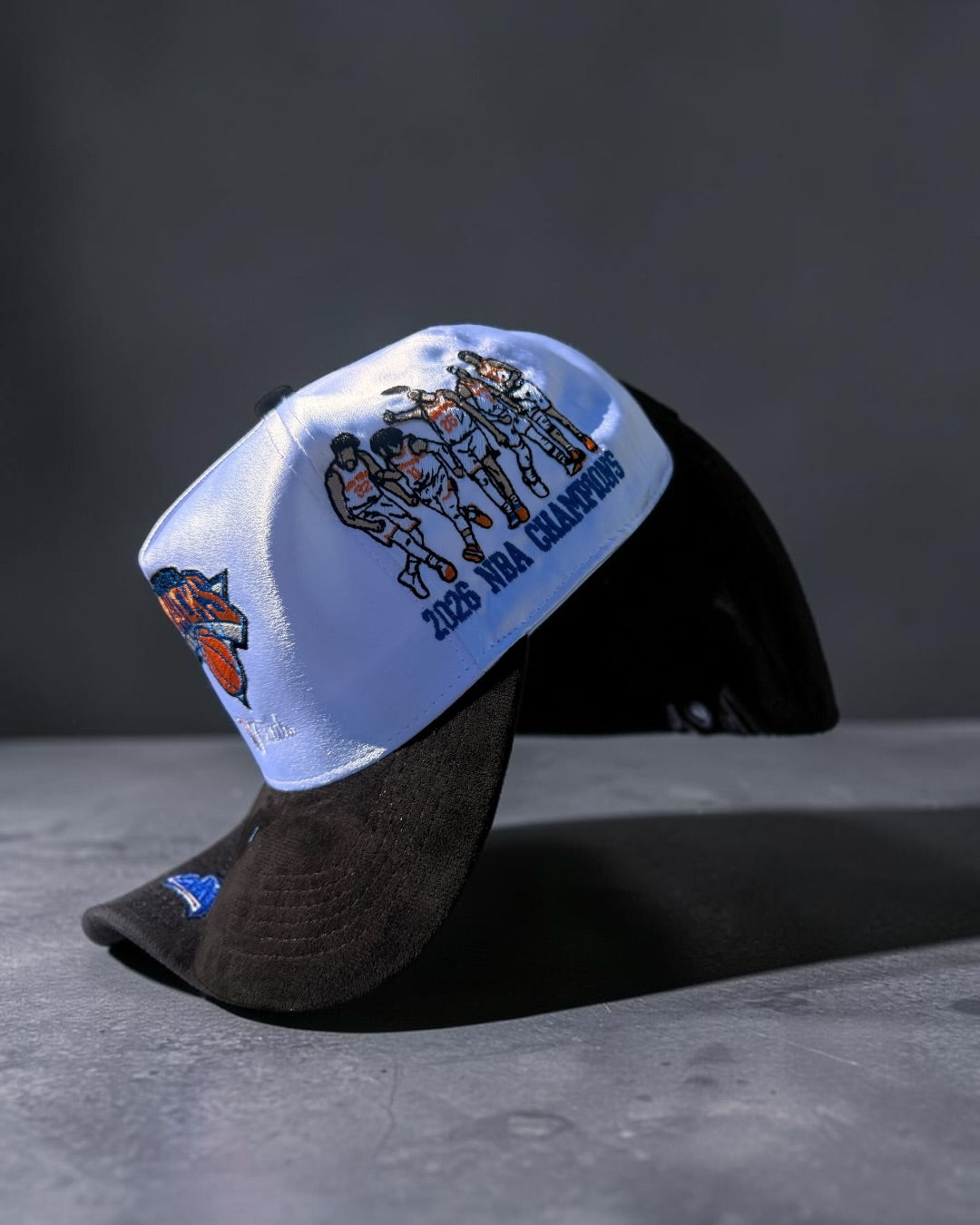 Satin White black Swede brim - Knick team championship hat