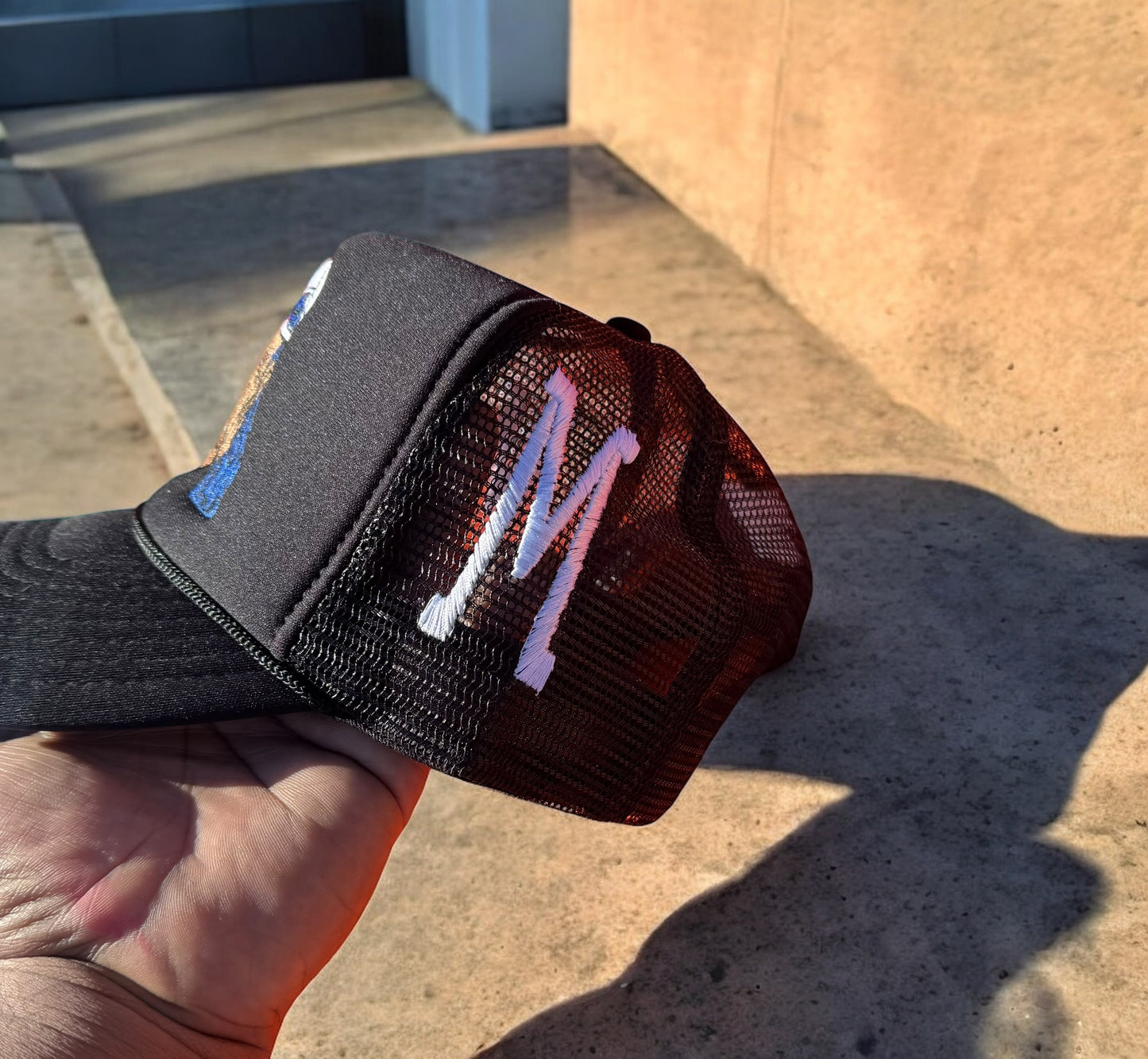 Black trucker  - Bishop Manga Series Hat