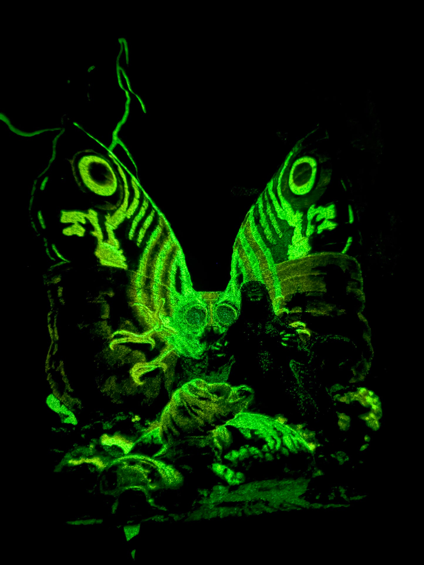 Cream - MechaGodzilla Front - Final Wars Back - Godzilla vs Mothra Sides