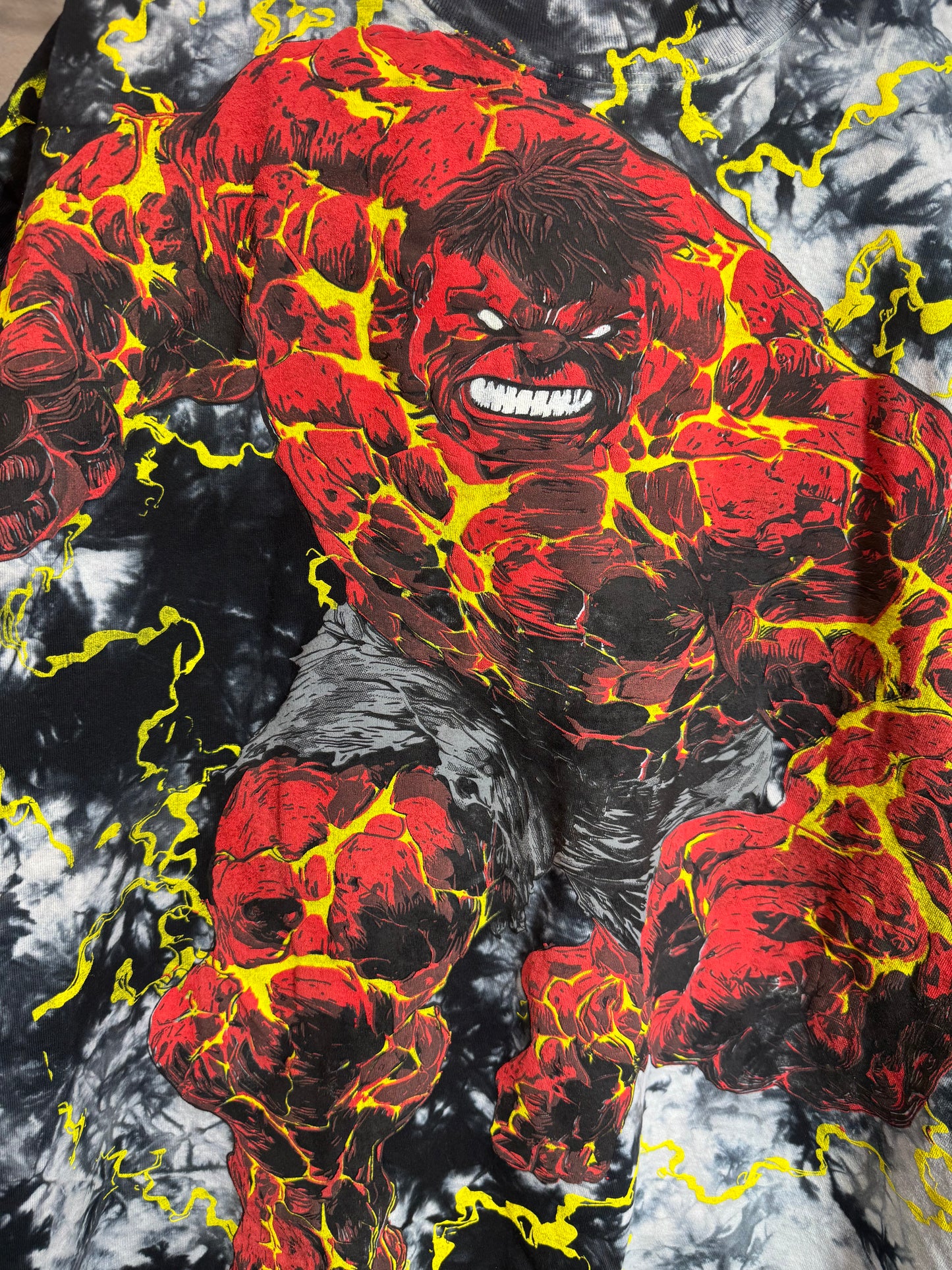 Black Tie Dye - Red Hulk