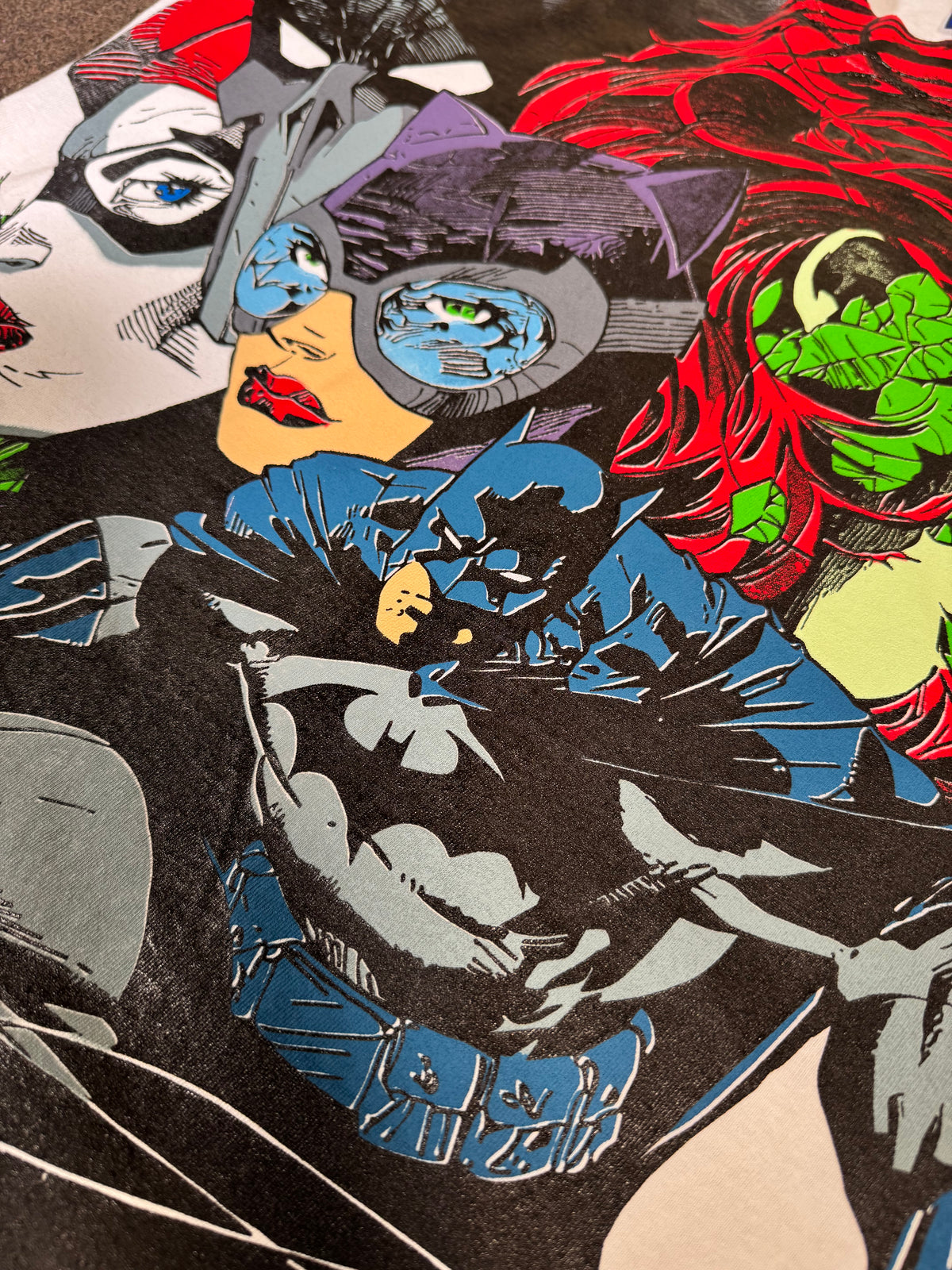 White - Batman & Catwoman Front - Villains Back