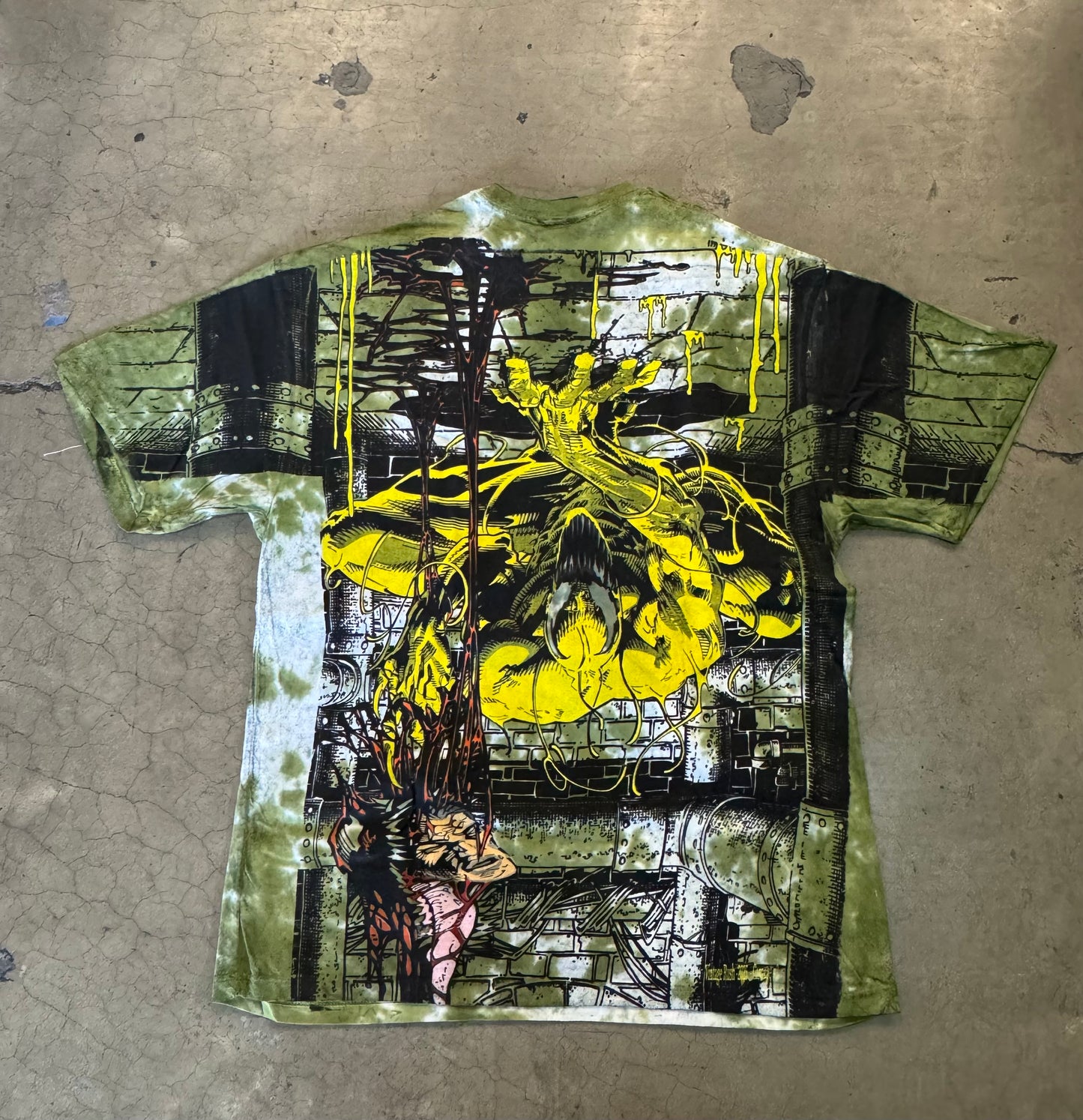 Green Tie dye - olive Venom Front & scream Mega print front