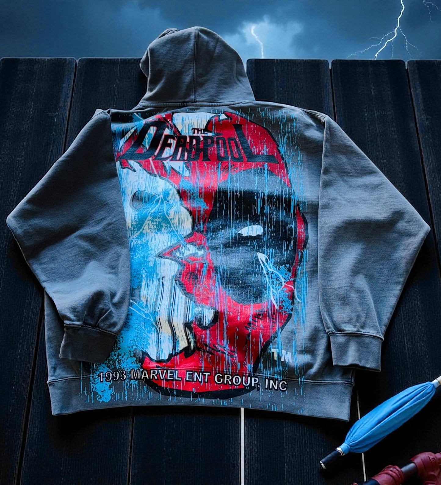 Faded  HOODIE - Deadpool takes over front & Skull back hit