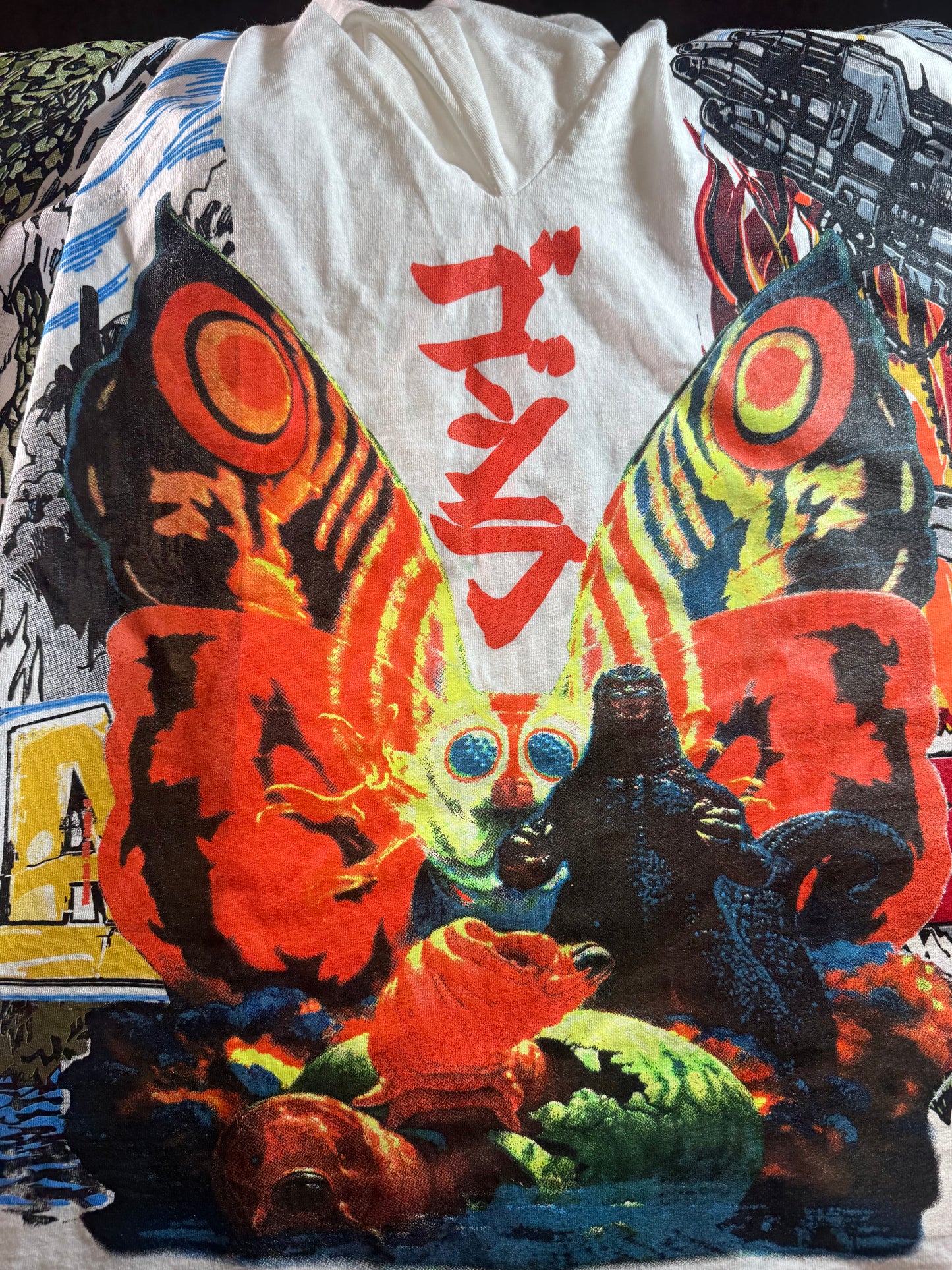 Cream - MechaGodzilla Front - Final Wars Back - Godzilla vs Mothra Sides