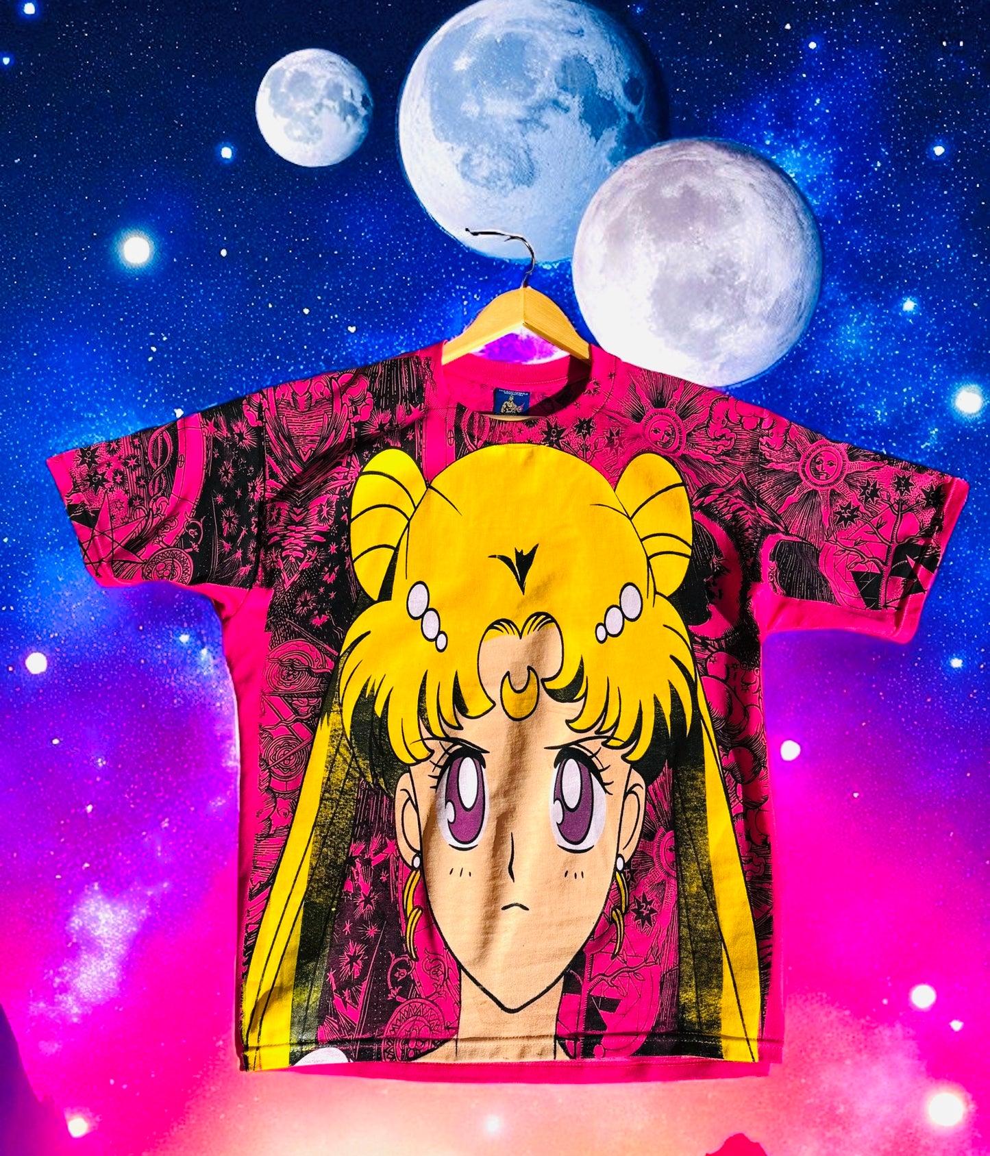 Hot Pink - Sailor MOON - MEGA Print