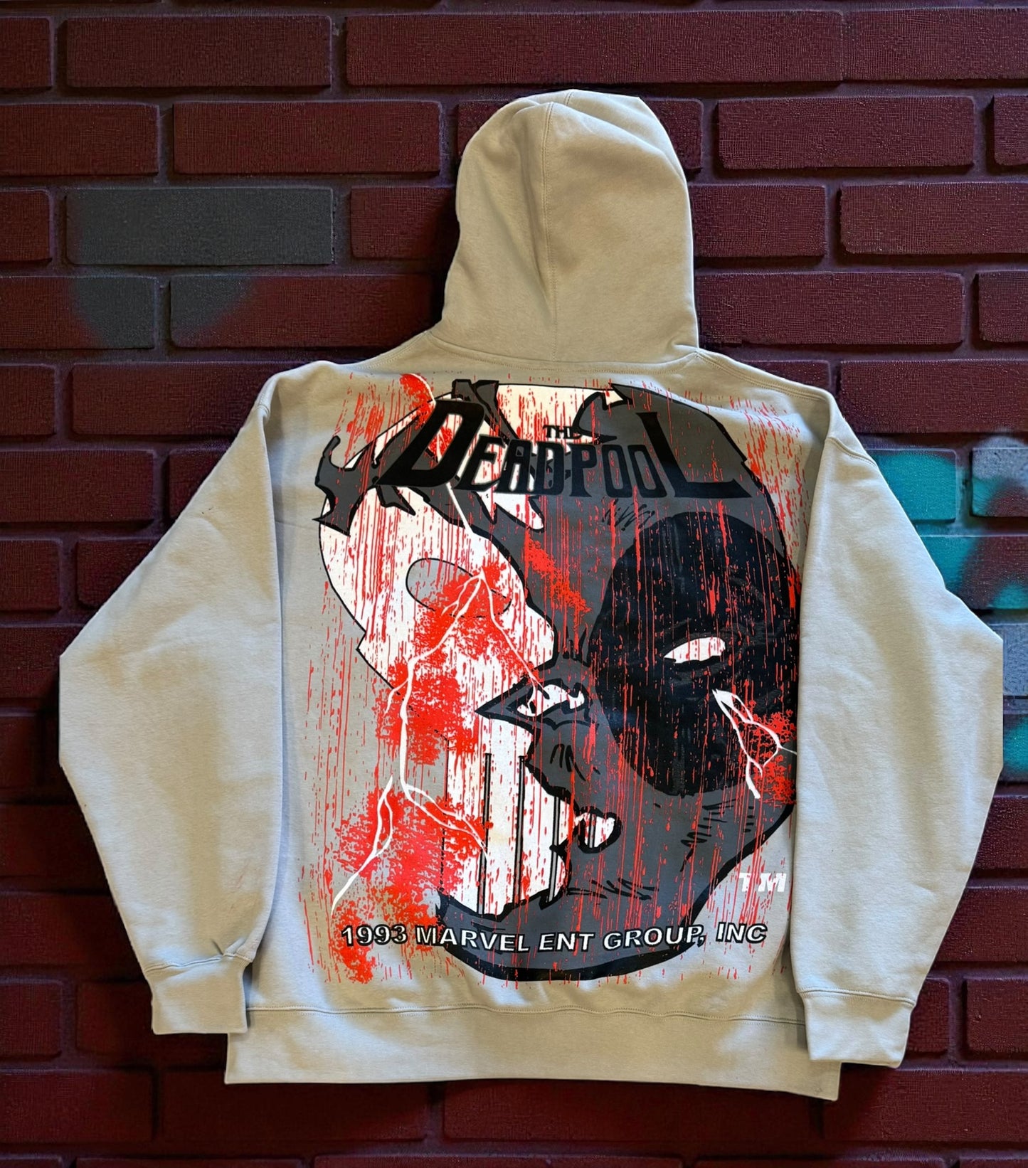 Light Grey HOODIE - Blood Rain Deadpool takes over front & Skull back hit