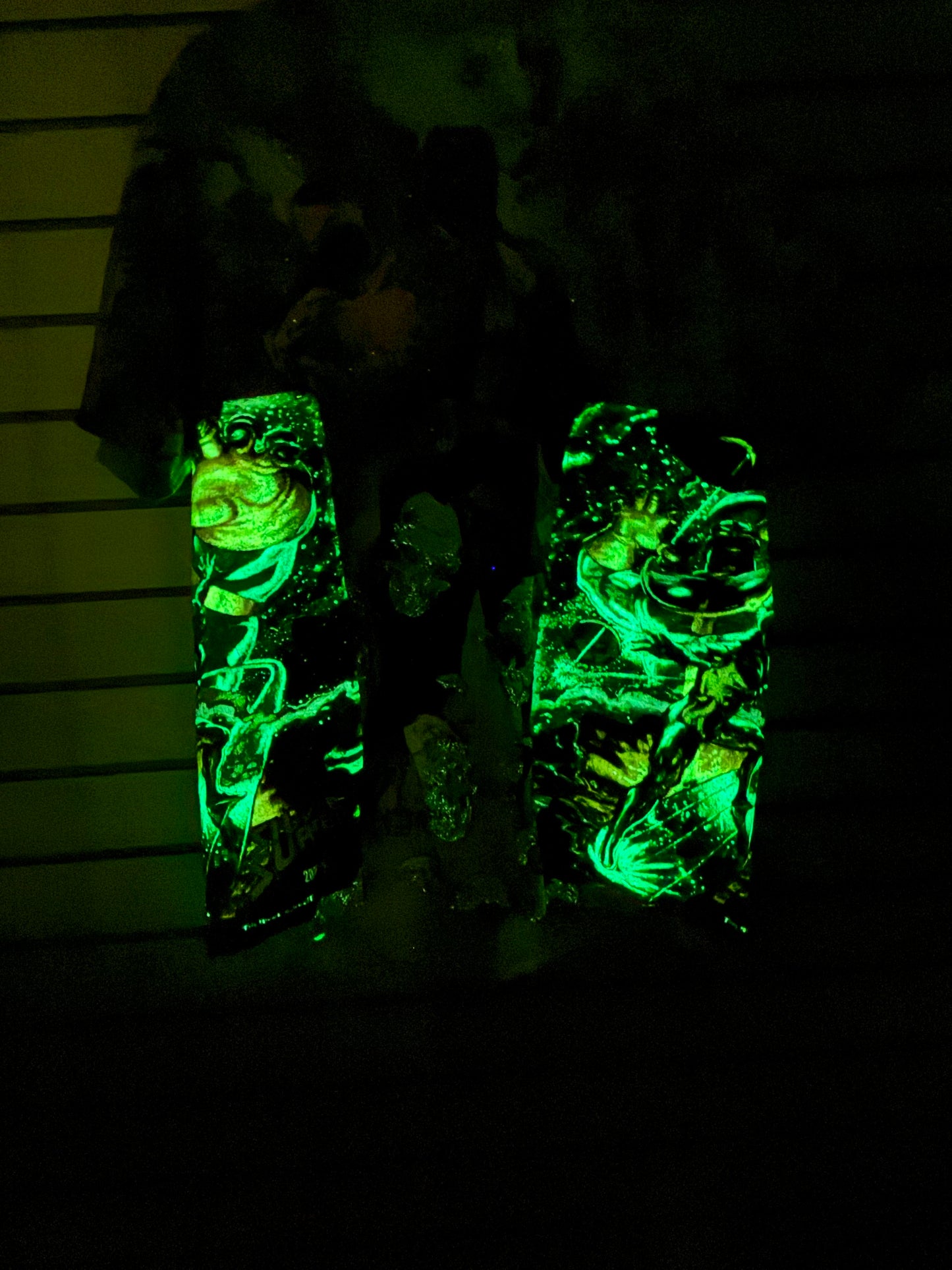 Sherbet Tie Dye - Thanos Face Front - Thanos Skulls Back - Silver Surface Variant