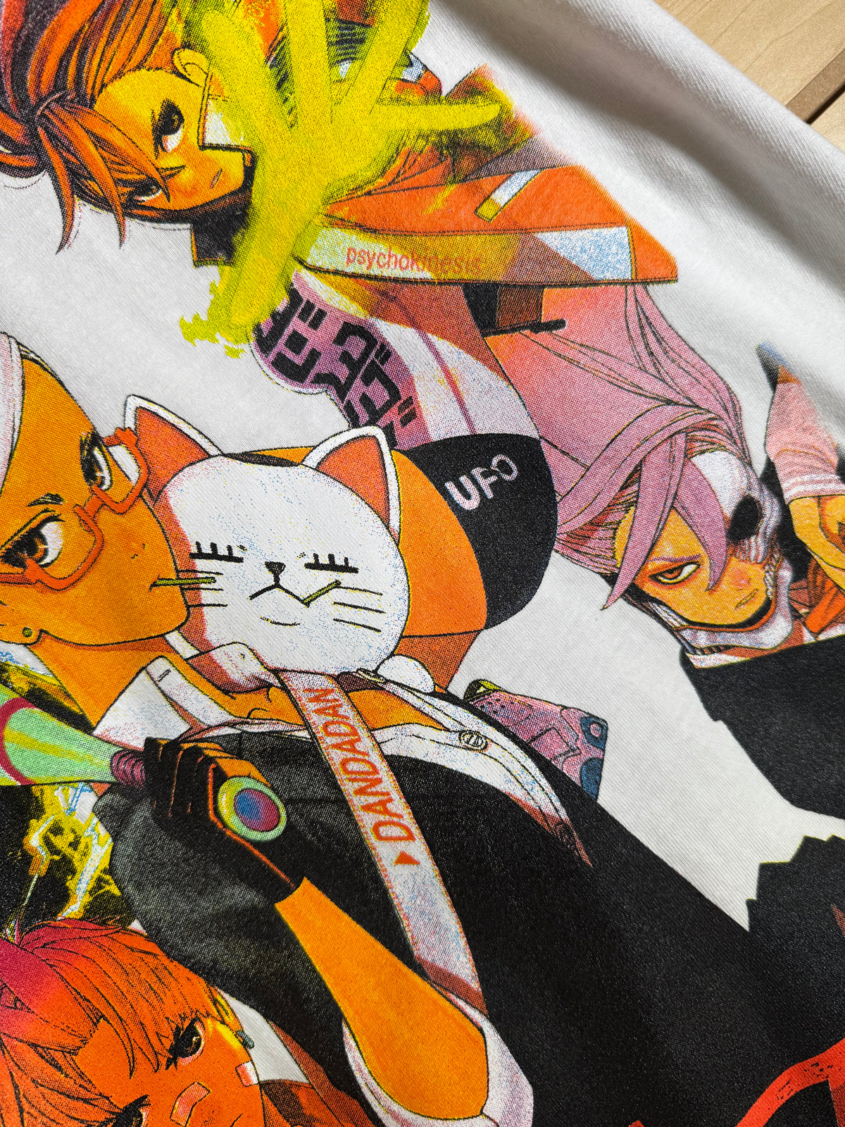 White - Dandadan - Shirt