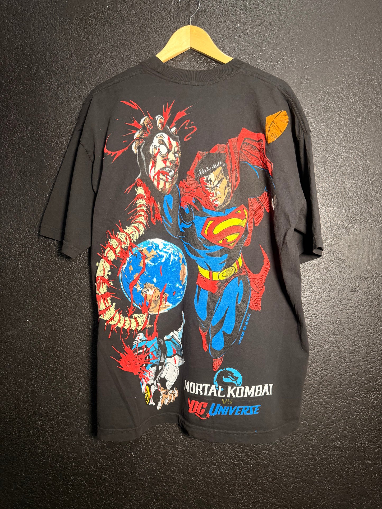 Black - Sub Zero Fatality front  - Superman Fatality Kills