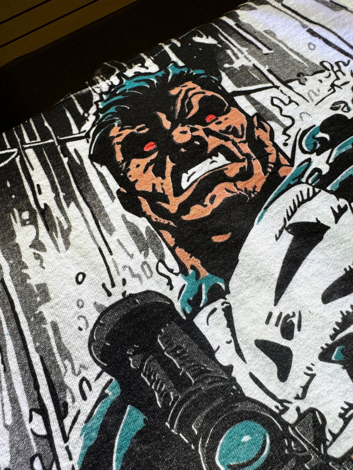White - Punisher Vs Hulk Glow In The Dark