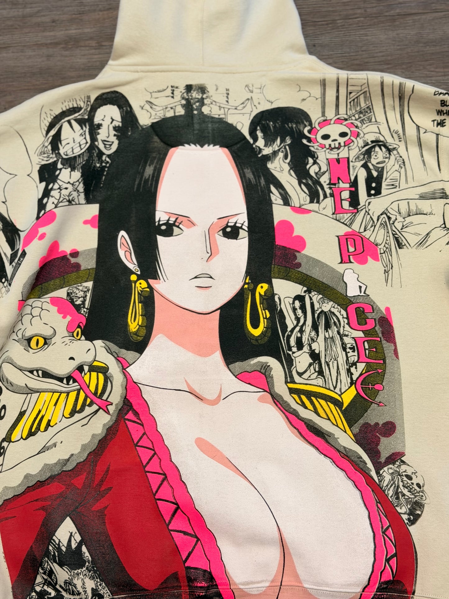 Cream HOODIE - Boa Hancock Hoodie