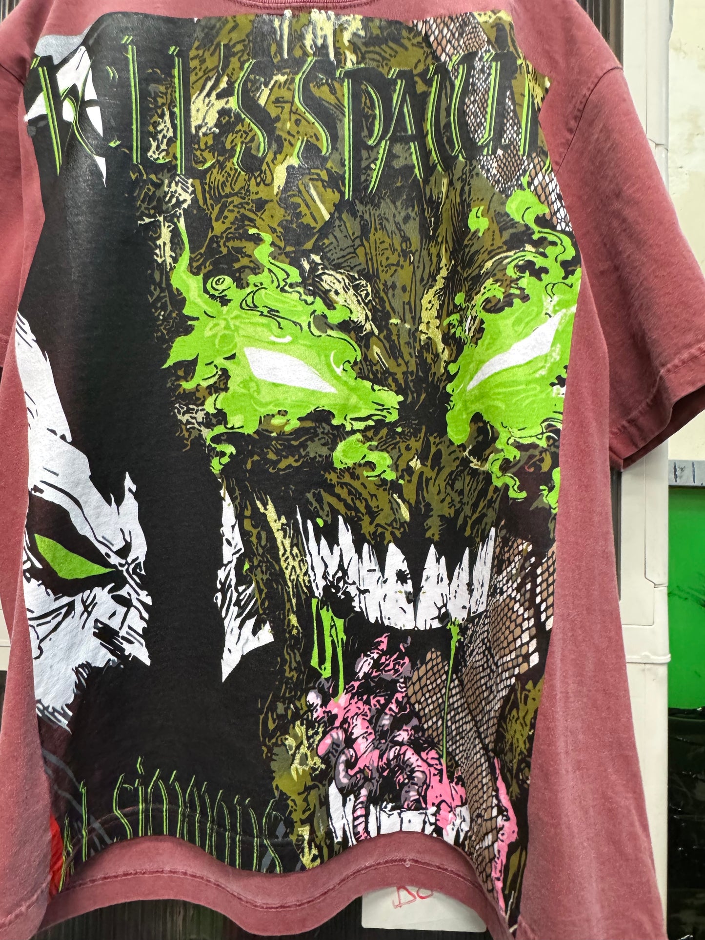 Faded red - Big face & Spawn Rocks! Back
