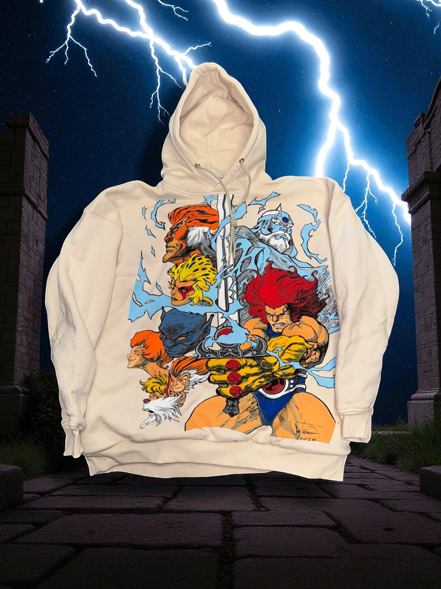 Cream Premium - Thunder cats Front & Lionel back