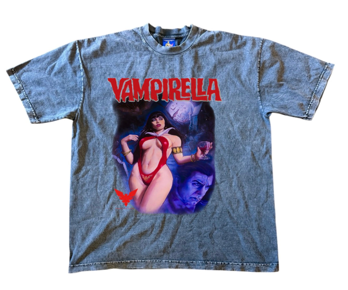 Black Acid Wash - Vampirella - Shirt